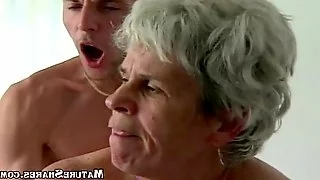 Young Guy Fucks Fat old granny snatch